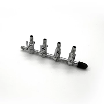 Levegőelosztó fém 4 kimenettel (kimenet: 4 mm, bemenet: 4 mm)